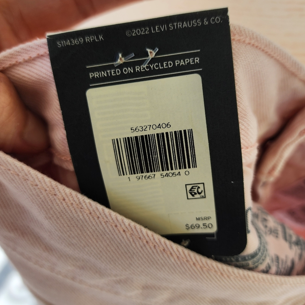 Levi's 501 Mauve Pink Denim Shorts - Picture 9 of 13